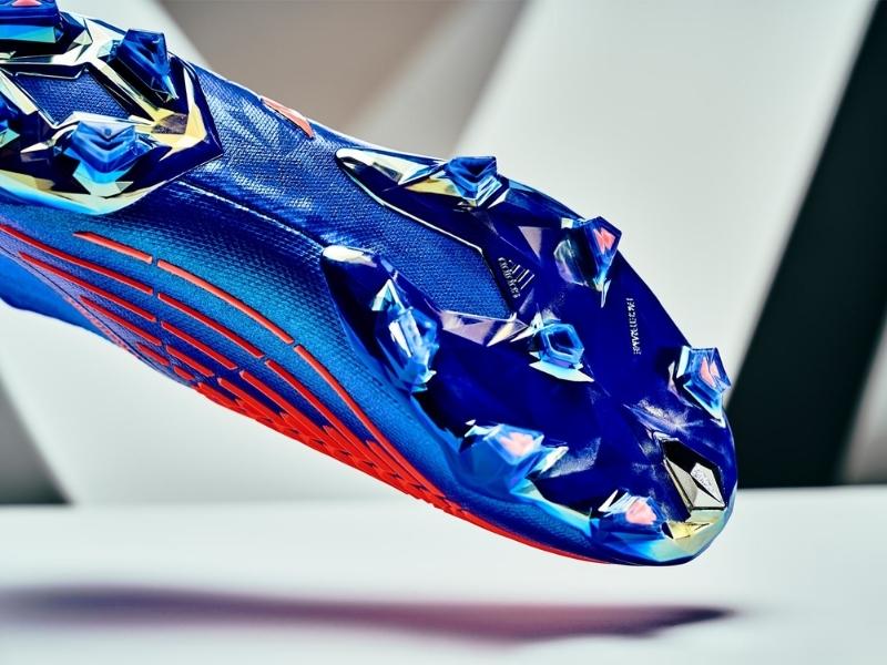 Giày đá bóng Adidas Predator Edge